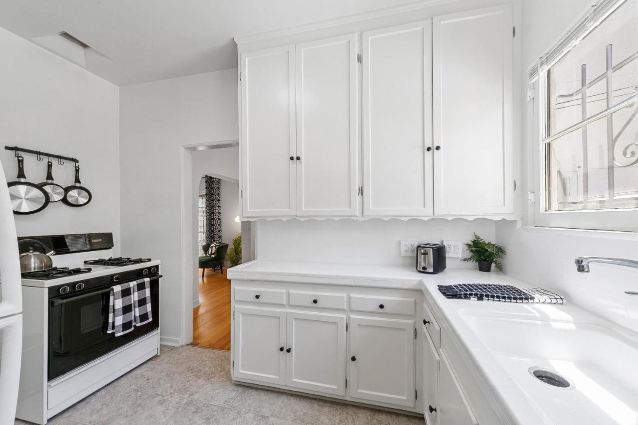 Beverly Hills Stylish & Central 1 Bedroom Apt + Parking 洛杉矶 外观 照片