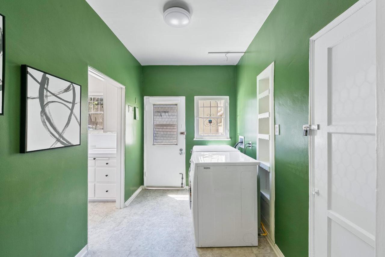 Beverly Hills Stylish & Central 1 Bedroom Apt + Parking 洛杉矶 外观 照片